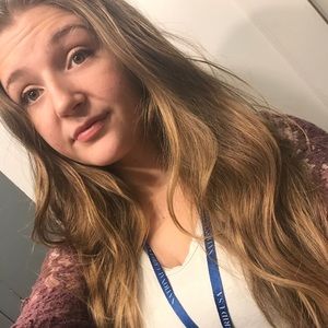 Meet your Posher, Emily